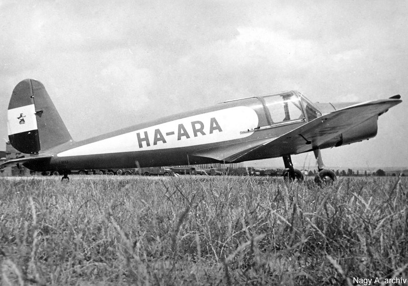 Kép a HA-ARA (2) lajstromú gépről.