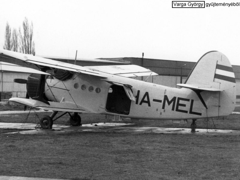 Kép a HA-MEL lajstromú gépről.