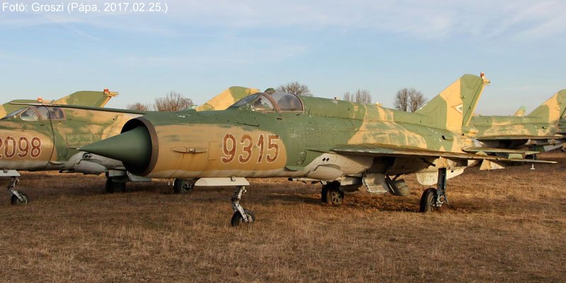 Kép a Mikojan-Gurjevics MiG-21 típusú, 9315 oldalszámú gépről.