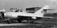 Kép a Mikojan-Gurjevics MiG-15 típusú, 577 oldalszámú gépről.