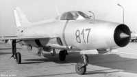 1. kép a Mikojan-Gurjevics MiG-21 típusú, 817 oldalszámú gépről.