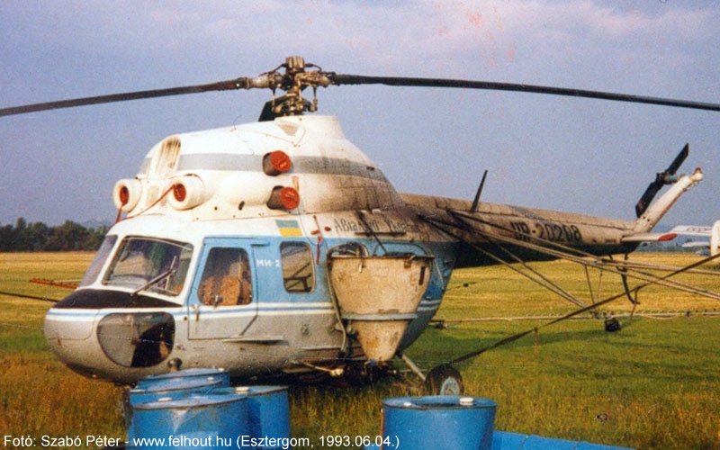 Kép a UR-20208 lajstromú gépről.